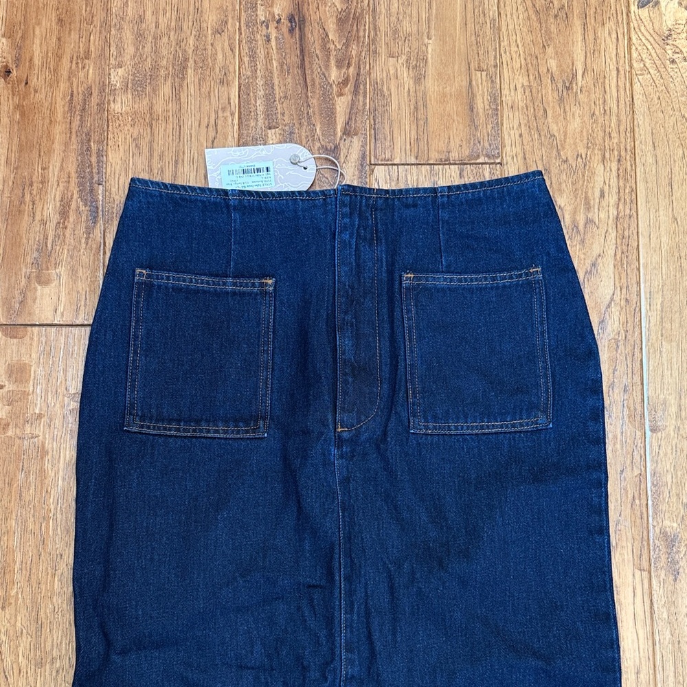 Meshki Fallon Denim Midi Skirt - Indigo Blue - Picture 3 of 4